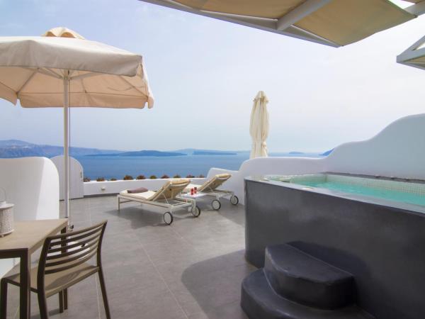 Santorini Secret Suites & Spa, Small Luxury Hotels of the World : photo 4 de la chambre suite absolue avec bain à remous privé - vue sur caldeira