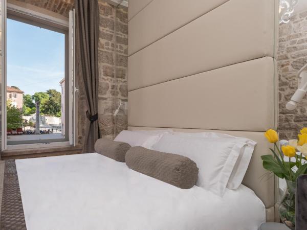 Zara Palace - design rooms : photo 9 de la chambre chambre deluxe double ou lits jumeaux