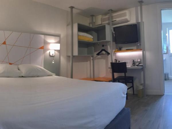 Hotel du Parc Euromédecine by AKENA : photo 2 de la chambre chambre double - accessible aux personnes à mobilité réduite 