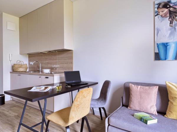 Arche Hotel Poloneza : photo 8 de la chambre chambre double supérieure