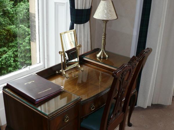 Kildonan Lodge Hotel : photo 8 de la chambre hébergement supérieur familial avec lit à baldaquin