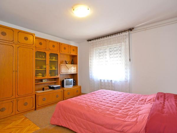 Apartment & room Milka 1633 : photo 10 de la chambre chambre double