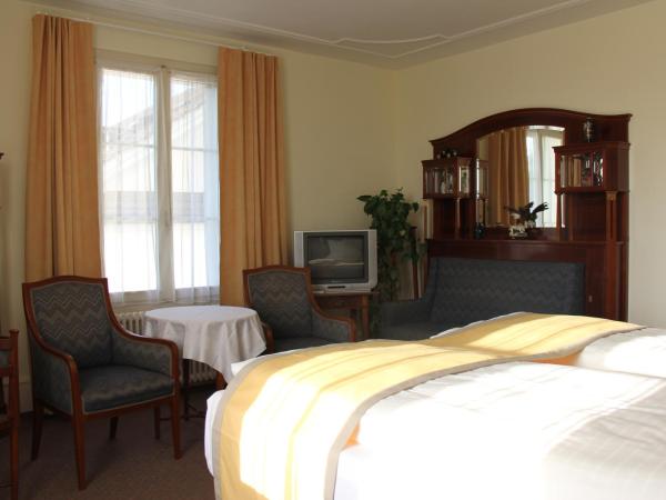 Gasthaus zum Kreuz : photo 10 de la chambre chambre double confort