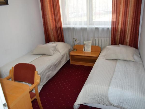 Centrum Konferencyjne IBIB PAN : photo 6 de la chambre chambre lits jumeaux