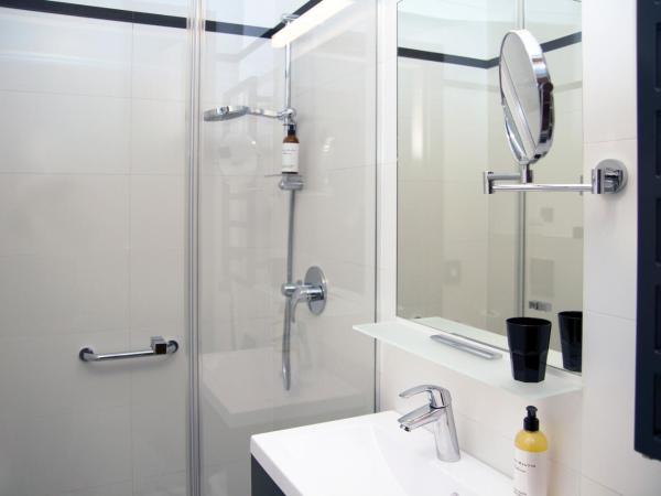 IBB Hotel Gdańsk : photo 7 de la chambre chambre standard lit queen-size