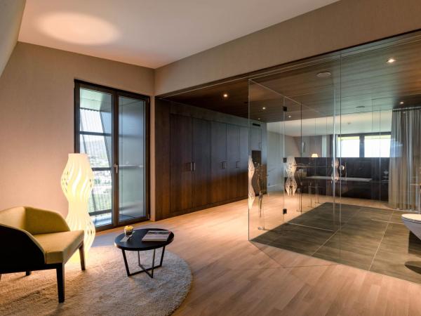 Gasthaus Badhof - Golfhotel : photo 4 de la chambre suite junior avec balcon