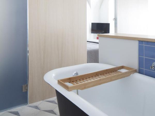 Genova Suite Art : photo 10 de la chambre suite junior