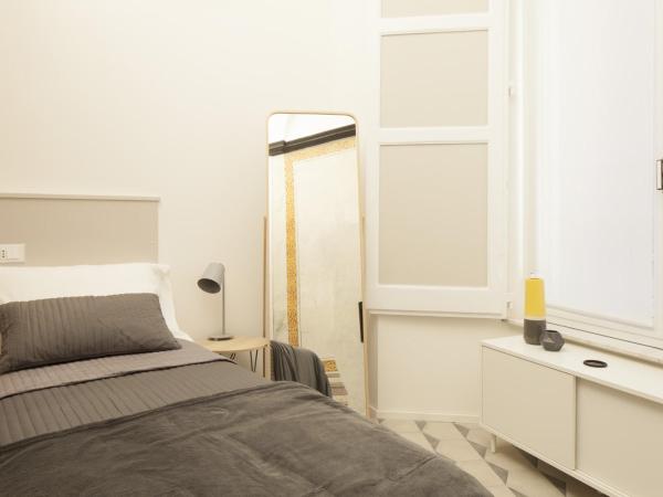Genova Suite Art : photo 6 de la chambre petite chambre simple