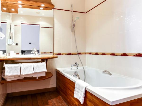 Hotel Kyriad Saint Malo Centre Plage : photo 6 de la chambre chambre triple - sans vue sur mer