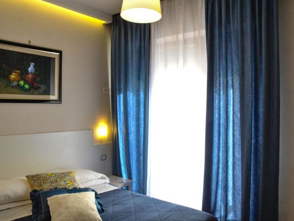 Hotel Villa Fiorita : photo 4 de la chambre chambre double Économique