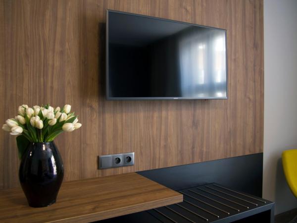 IBB Hotel Gdańsk : photo 8 de la chambre chambre standard lit queen-size