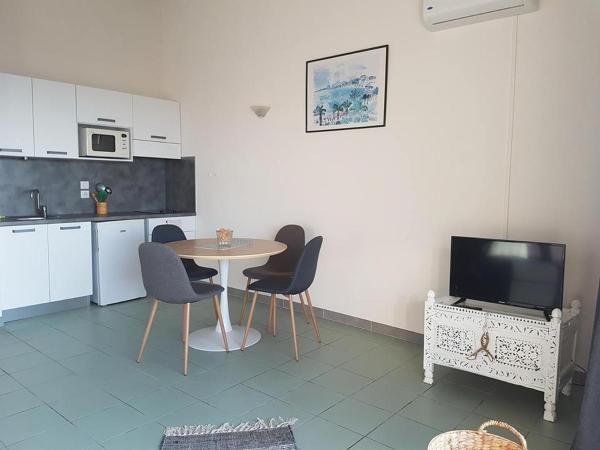 Résidence Costa d'Oru : photo 3 de la chambre studio avec alcôve