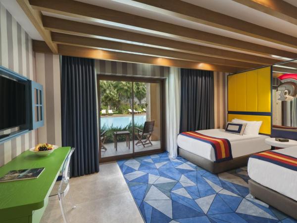 Rixos Premium Belek - The Land of Legends Access : photo 1 de la chambre suite légendaire avec accès direct à la piscine