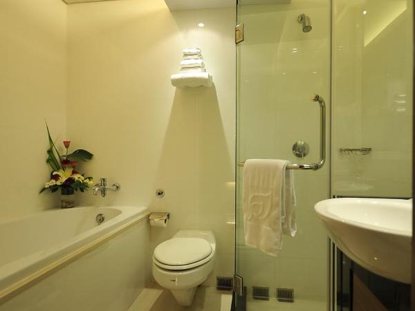 Rama Gardens Hotel Bangkok : photo 8 de la chambre chambre double ou lits jumeaux supérieure