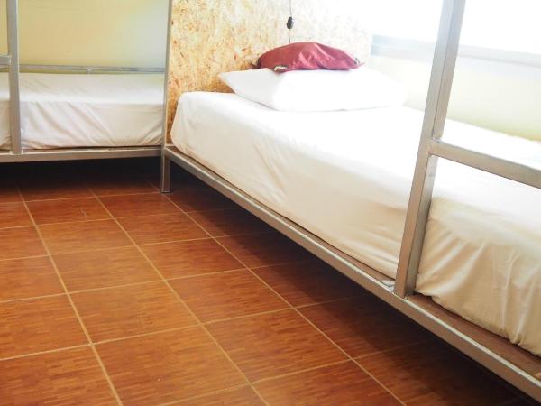 Chaokoh Phi Phi Hostel : photo 7 de la chambre lit dans dortoir mixte de 4 lits