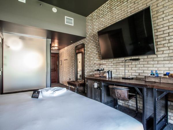 Ironworks Hotel Indy : photo 4 de la chambre chambre lit king-size deluxe