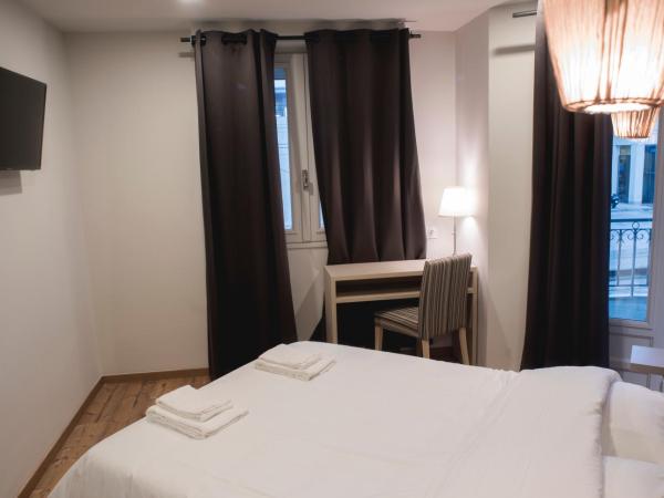 Hôtel Saint Roch Montpellier Centre : photo 4 de la chambre grande chambre double avec balcon