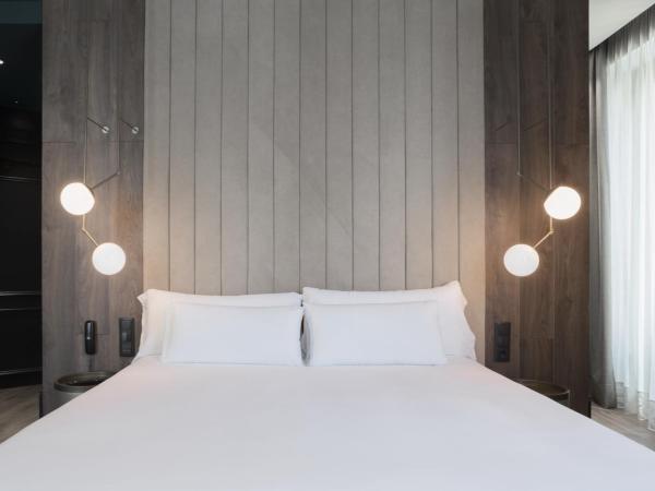 ICON Wipton : photo 9 de la chambre chambre double supérieure avec balcon