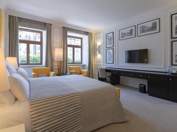 Boutique Hotel Corso : photo 10 de la chambre chambre double ou lits jumeaux - vue sur ville