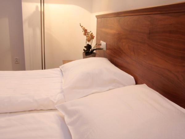 Villa Julia : photo 2 de la chambre chambre double ou lits jumeaux standard