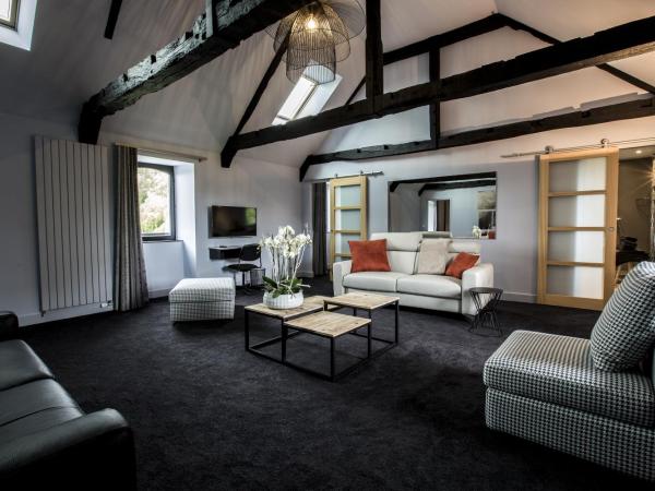 Capitainerie Clos Morin : photo 3 de la chambre suite familiale deluxe avec accès gratuit au spa