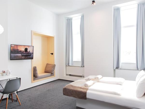 Maverick City Lodge : photo 5 de la chambre chambre double supérieure