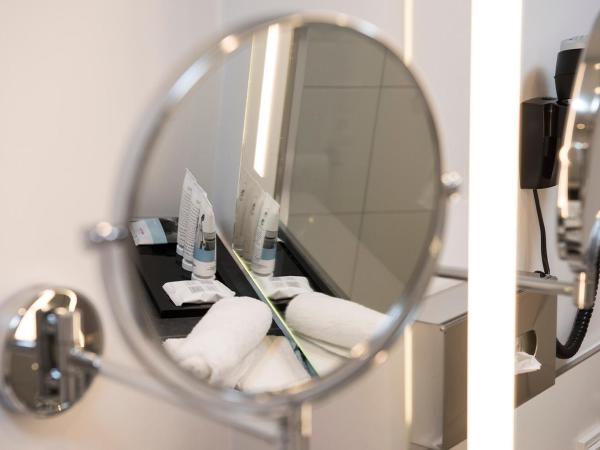 Mercure Hotel Mannheim am Friedensplatz : photo 6 de la chambre chambre double supérieure