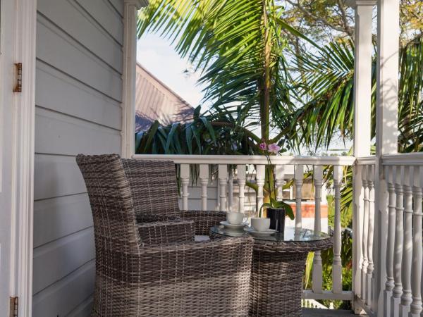 Andelin Guest House : photo 2 de la chambre chambre double deluxe avec balcon