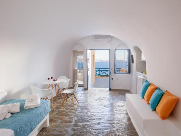 Horizon Aeifos Suites : photo 6 de la chambre suite 2 chambres - vue sur caldeira