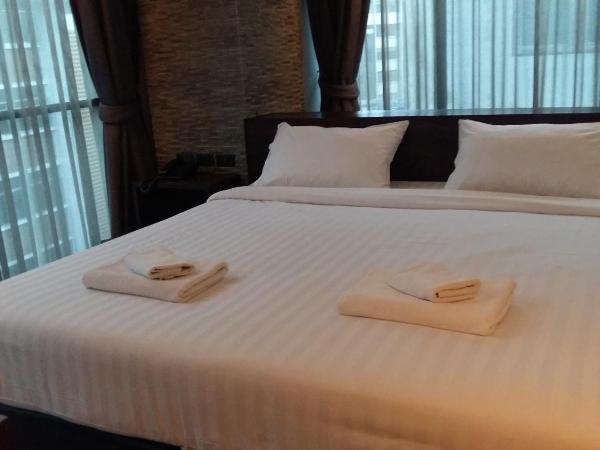 The Bangkok Airport Link Suite - SHA Plus : photo 10 de la chambre chambre avec vue sur ville