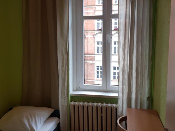 Kaktus Guest House : photo 2 de la chambre chambre simple avec salle de bains commune