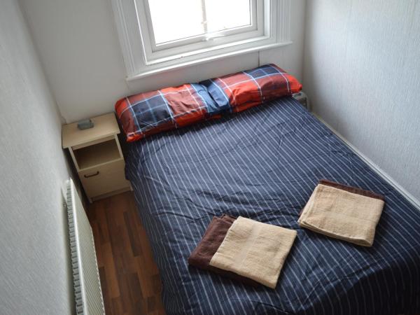 Library View Villa Holiday Home : photo 6 de la chambre chambre double standard avec salle de bains commune