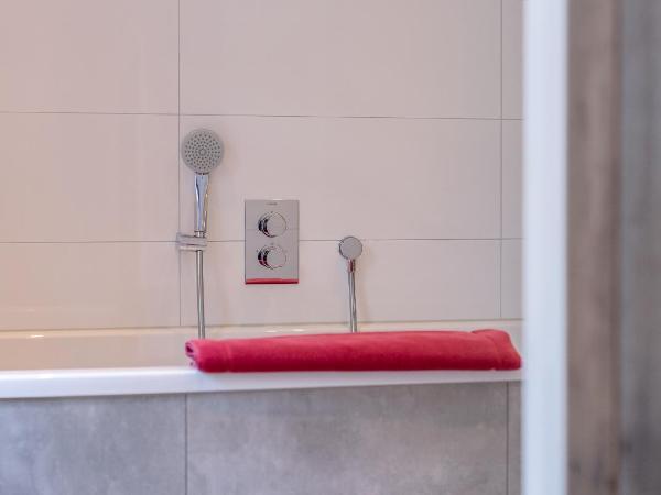 Boutique Hotel ZIES : photo 5 de la chambre chambre double avec patio