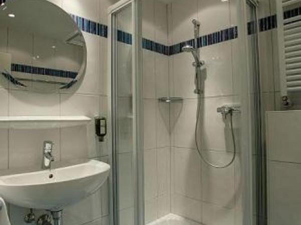 Rheinland Hotel : photo 4 de la chambre chambre simple