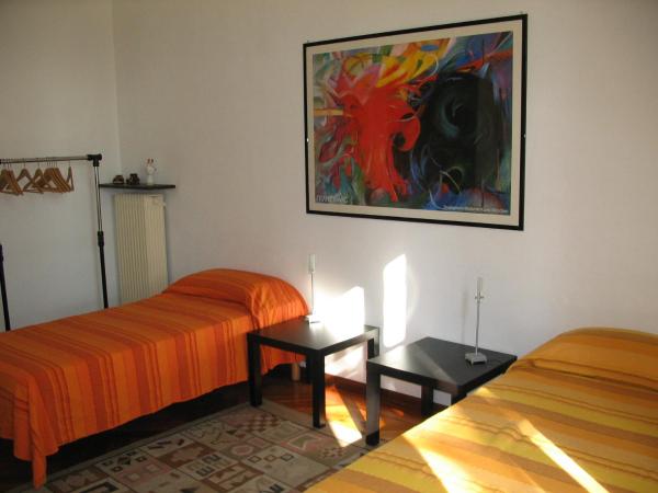 Al Porta Susa B&B : photo 10 de la chambre chambre double avec salle de bains privative extérieure