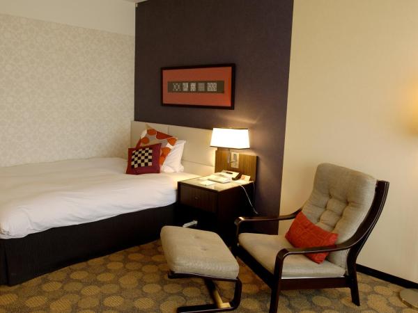 Kobe Portopia Hotel : photo 1 de la chambre petite chambre double du milieu du siècle - bâtiment principal - non-fumeurs