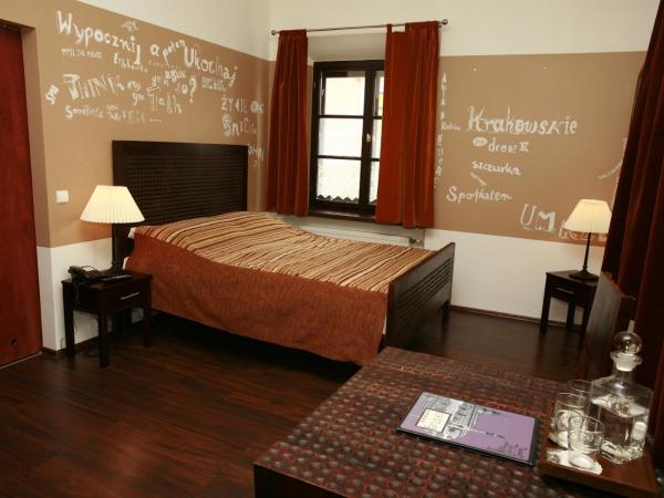 Castle Inn : photo 3 de la chambre chambre familiale deluxe