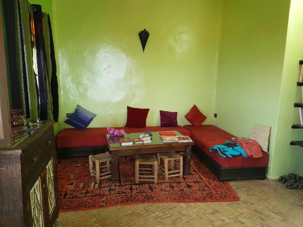 Douar Noujoum : photo 3 de la chambre suite - vue sur piscine