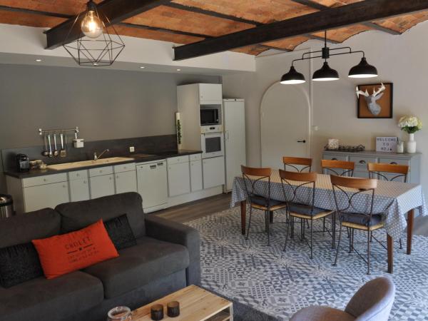 Au Rez de Jardin : photo 3 de la chambre appartement - vue sur jardin