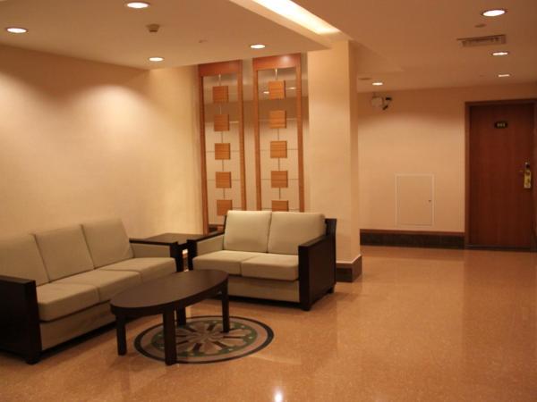 Xin Hua Hotel Guangzhou : photo 5 de la chambre chambre double deluxe - vue sur rivière