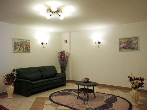 Hotel Aurora : photo 1 de la chambre suite 2 chambres avec balcon