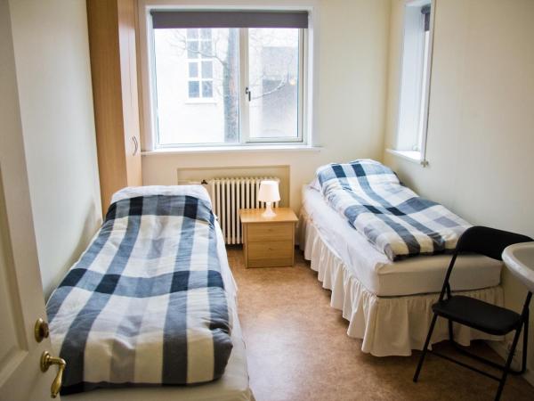 Igdlo Guesthouse : photo 4 de la chambre chambre lits jumeaux avec salle de bains commune