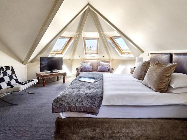 Dorian House Boutique B&B - Free Parking! : photo 1 de la chambre chambre lit king-size exécutive - vue sur jardin ou ville