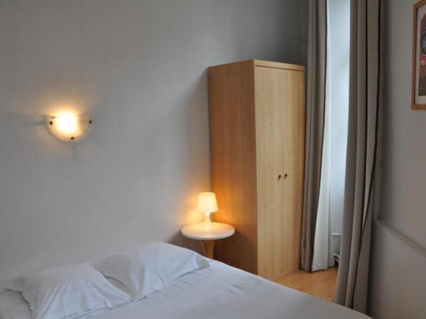 Cafe Hotel du Theatre : photo 2 de la chambre chambre triple