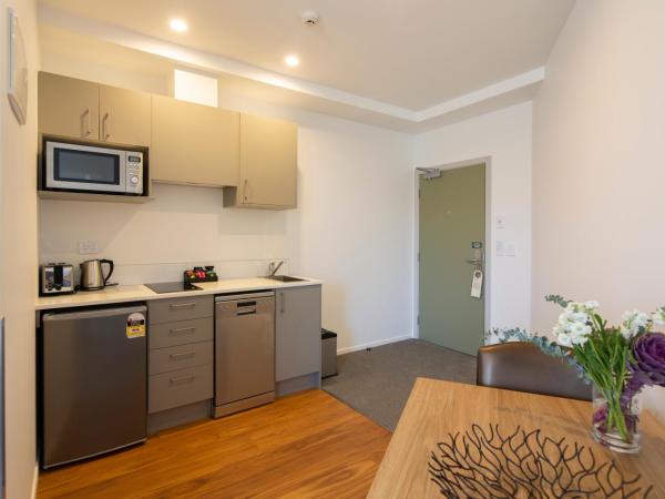 Wyndham Garden Queenstown : photo 10 de la chambre studio deluxe avec kitchenette