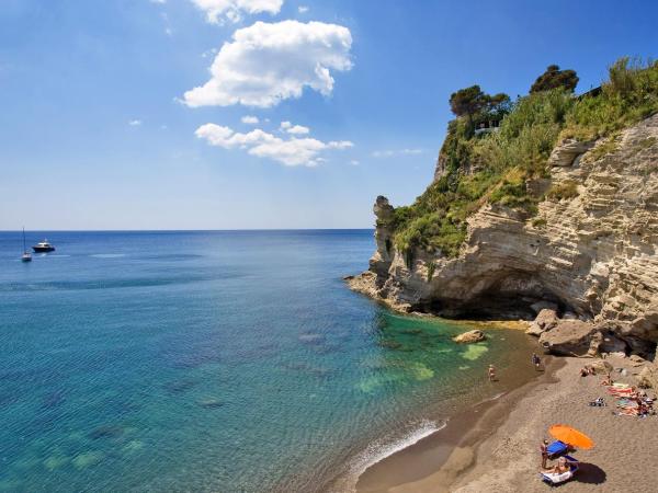 Hotel Residence S.Angelo : photo 9 de la chambre appartement - vue sur mer