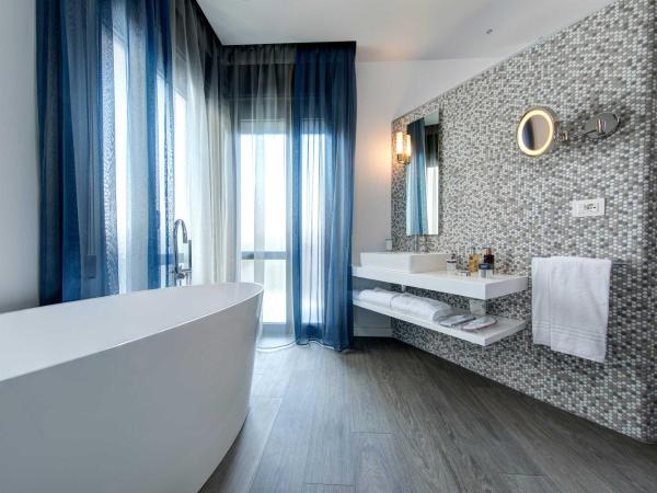 Hotel Byron Bellavista : photo 3 de la chambre suite avec balcon