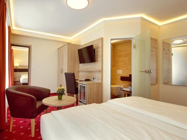 Hotel Kriemhild am Hirschgarten : photo 3 de la chambre chambre double