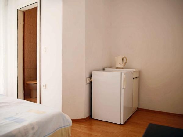 Apartments & Rooms Samohod : photo 8 de la chambre chambre double avec balcon - vue sur mer