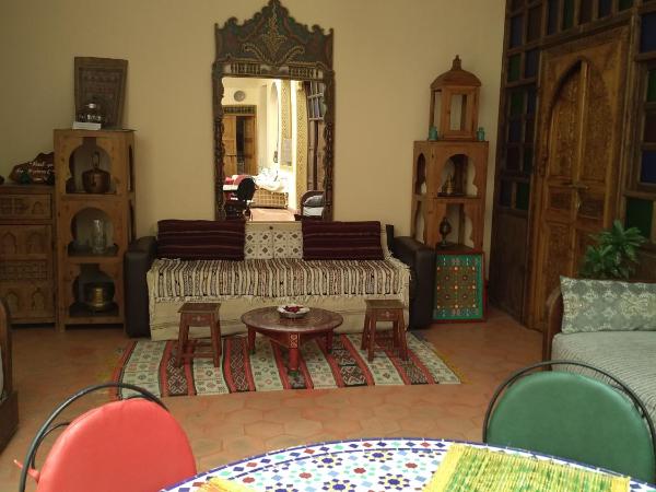 dar wassim el ghali : photo 10 de la chambre chambre double - vue sur patio